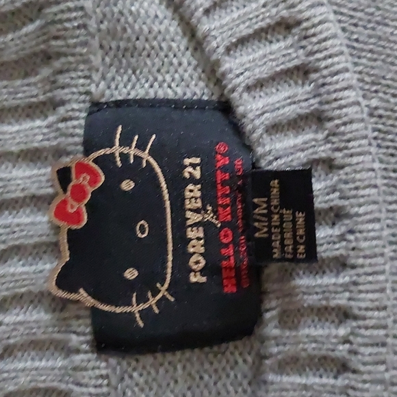 Hello Kitty - Picture 3 of 4